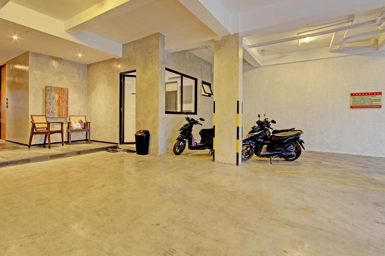 Super Oyo Capital O 92987 Keenan Living Perumnas Maguwo Buitenkant foto